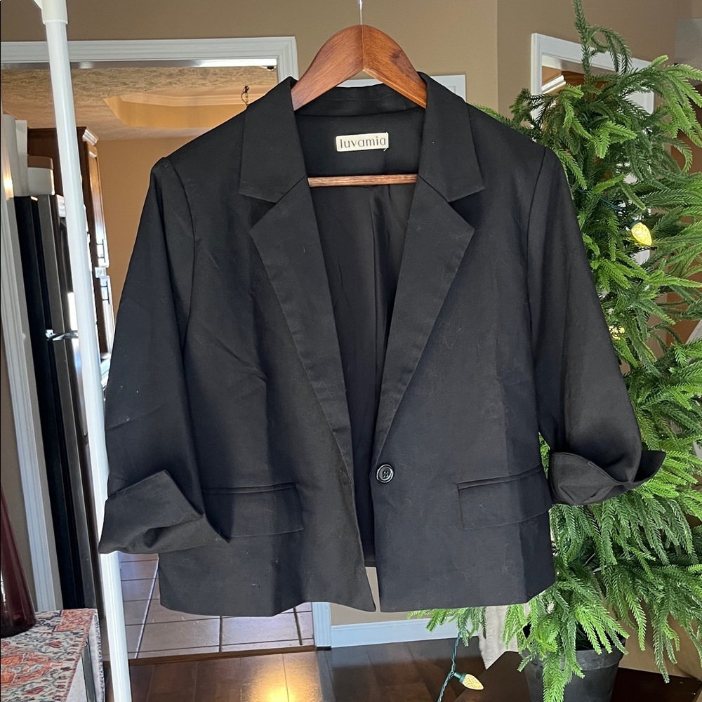 Iuvamia Black Women's Suit Jacket